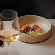 8 Wine & Dine 1 Min Min